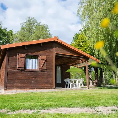 Campsite Domaine Les Epinettes *