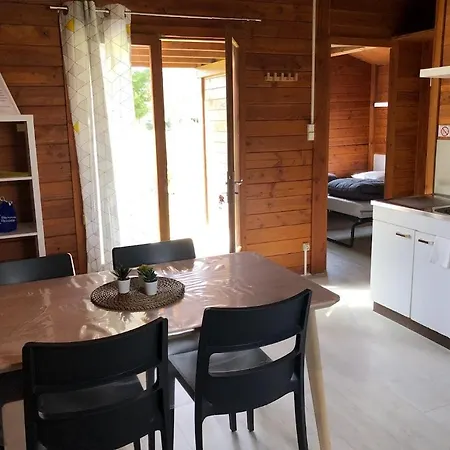 Domaine Les Epinettes Camping Saint-Gervais (Vendee)