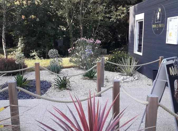 Campsite Domaine Les Epinettes *