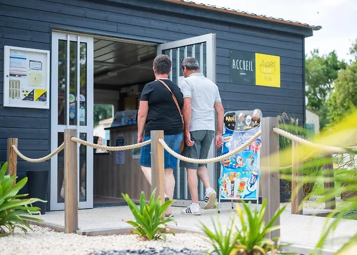 Domaine Les Epinettes * Saint-Gervais (Vendee)