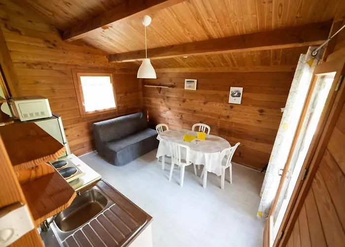 Domaine Les Epinettes Saint-Gervais (Vendee)